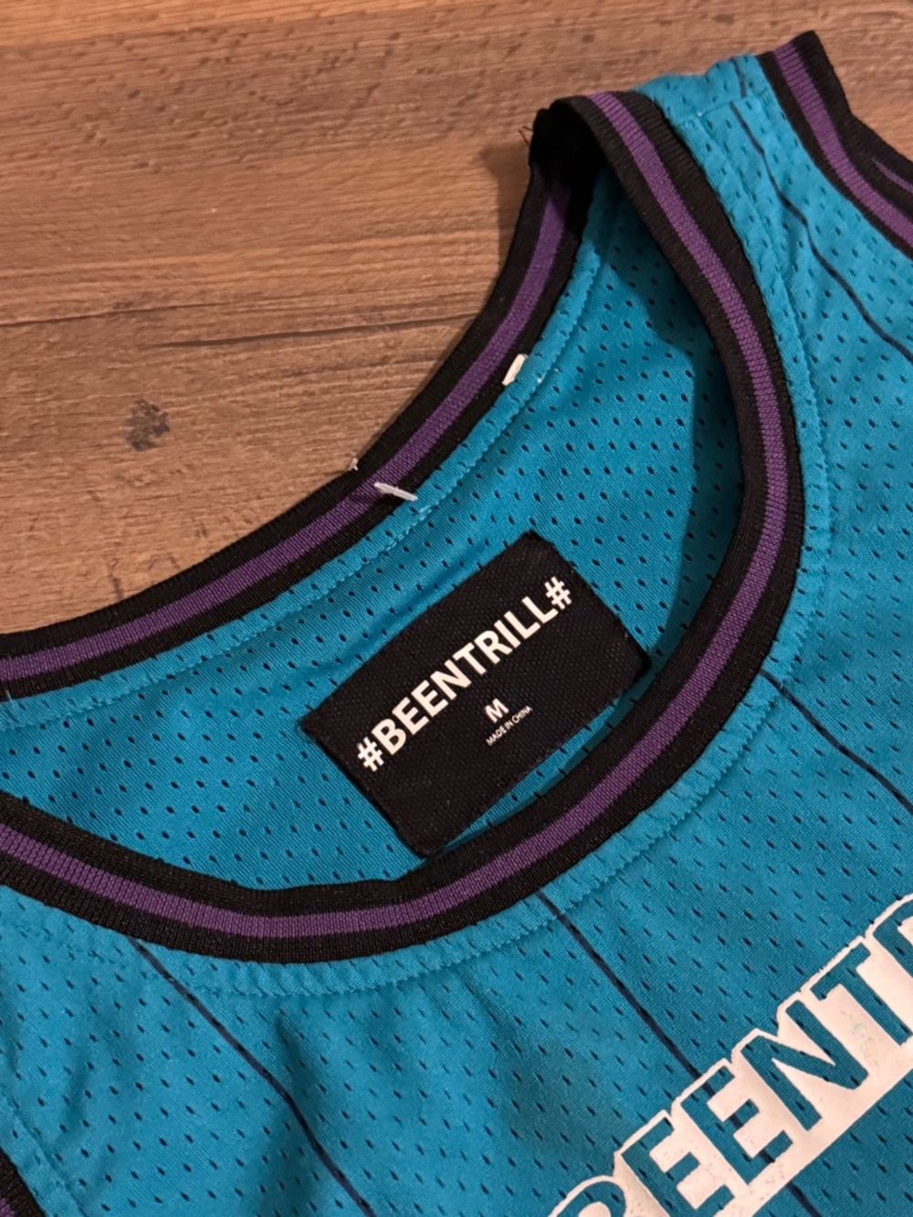 Men's Teal/Purple Been Trill Basketball Jersey Size Medium Used Great Condition - Picture 3 of 4